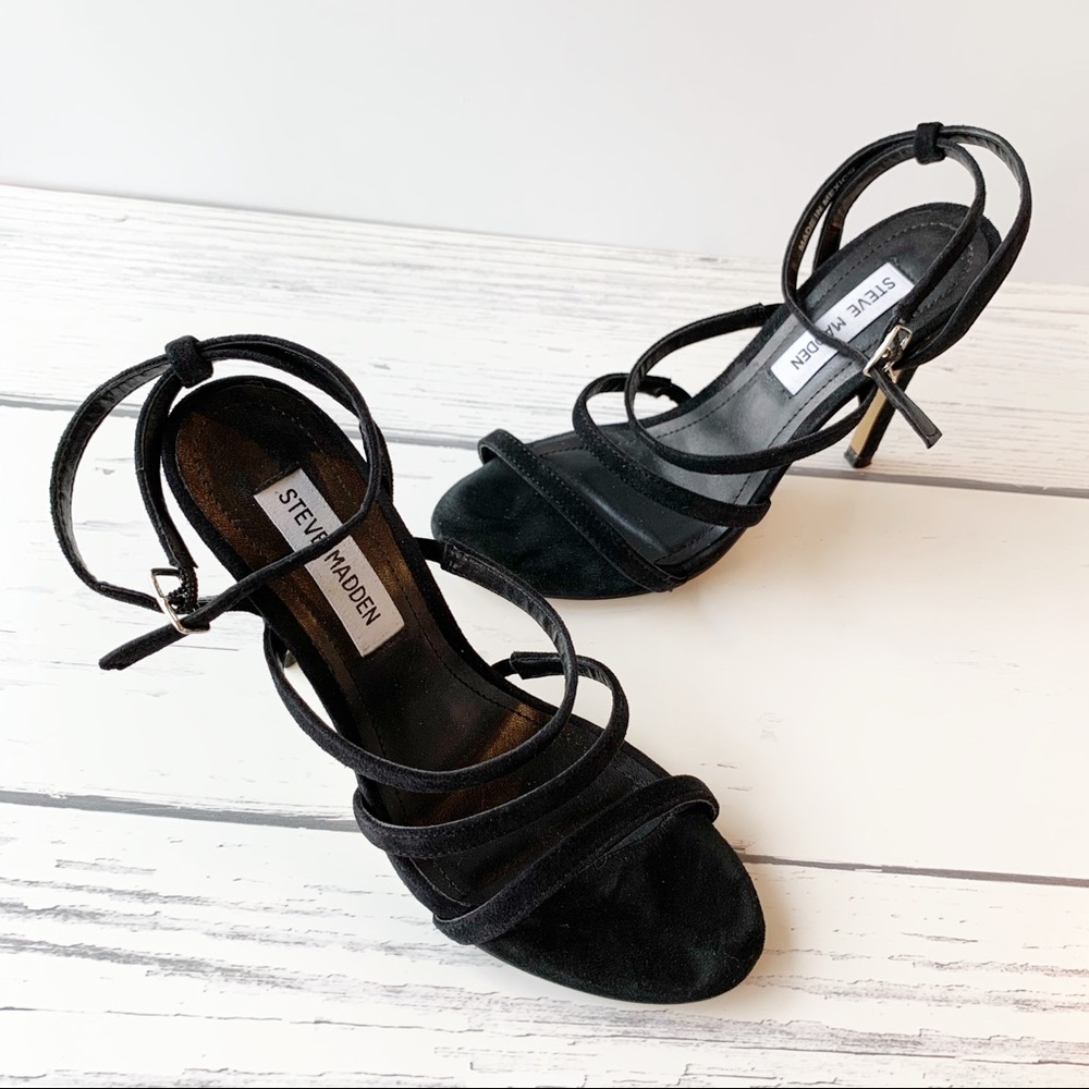 STEVE MADDEN Black Suede Heels